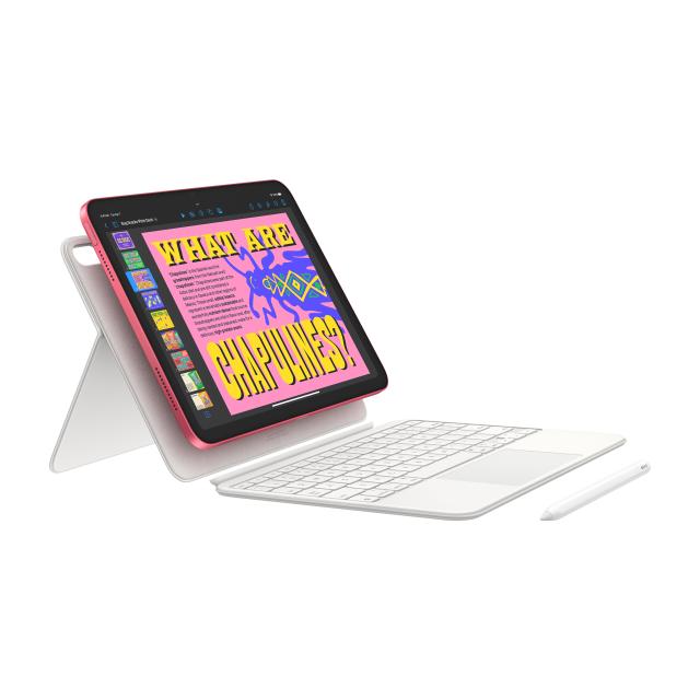 iPad accessories: Magic Keyboard Folio and Apple Pencil USB-C